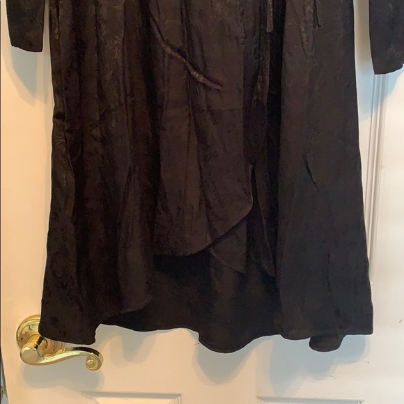 Express Dress - Picture 3 of 4